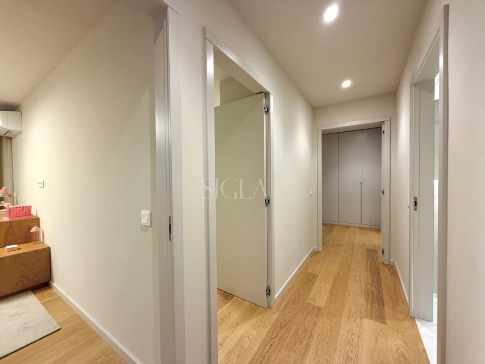 Apartamento T4 para Venda em Santa Marinha e São Pedro da Afurada Foto 17