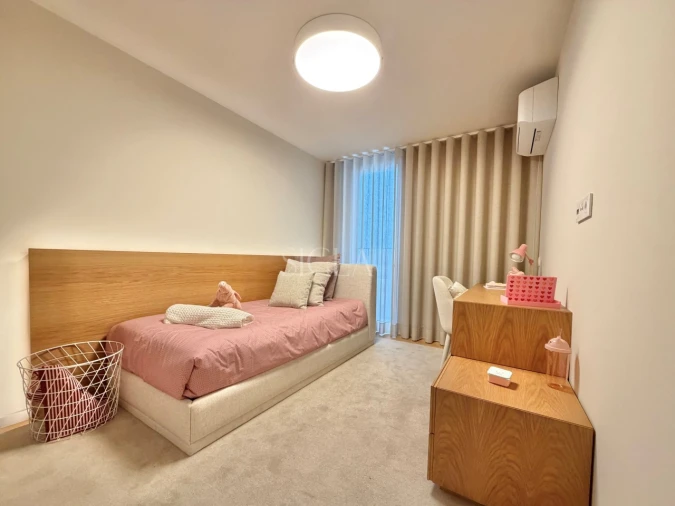 Apartamento T4 para Venda em Santa Marinha e São Pedro da Afurada Foto 29