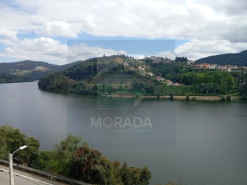 Moradia T5 para Venda em Rio Mau