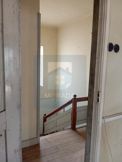 Moradia T5 para Venda em Rio Mau