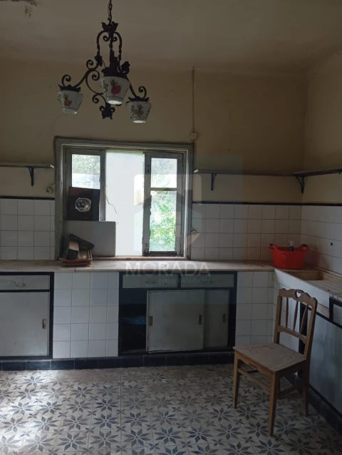 Moradia T5 para Venda em Rio Mau