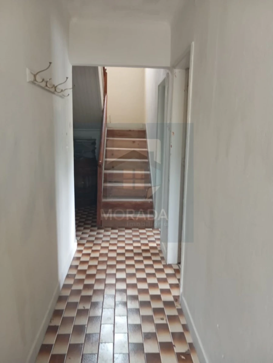 Moradia T5 para Venda em Rio Mau Foto 13