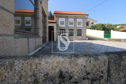 Negócio para Venda em Fregim