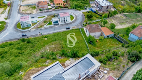 Terreno para Venda em Lomba
