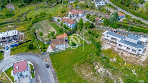 Terreno para Venda em Lomba