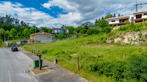 Terreno para Venda em Lomba