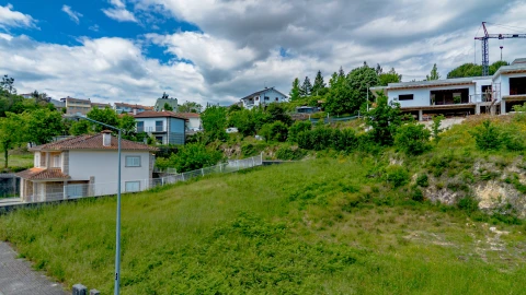 Terreno para Venda em Lomba
