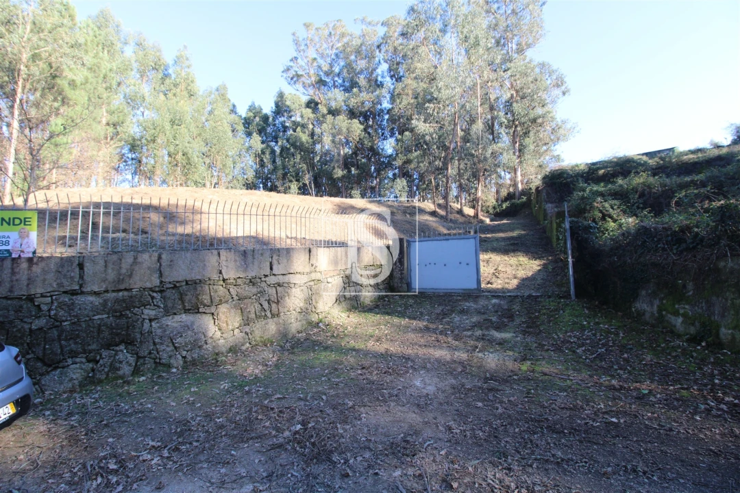 Terreno para Venda em Telões Foto 17