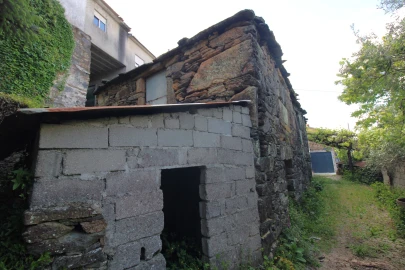 Moradia T2 para Venda em Rebordelo