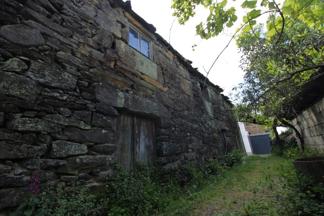 Moradia T2 para Venda em Rebordelo Foto 9