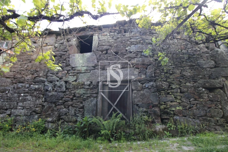 Moradia T2 para Venda em Rebordelo Foto 6