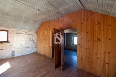 Moradia T1 para Venda em Gouveia (São Simão)