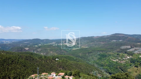 Moradia T1 para Venda em Gouveia (São Simão)