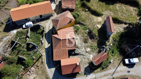 Moradia T1 para Venda em Gouveia (São Simão)