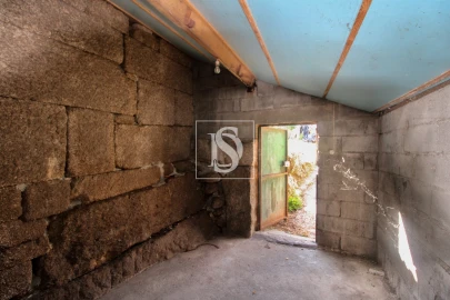 Moradia T1 para Venda em Gouveia (São Simão)