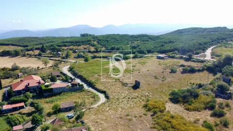 Moradia T1 para Venda em Gouveia (São Simão)