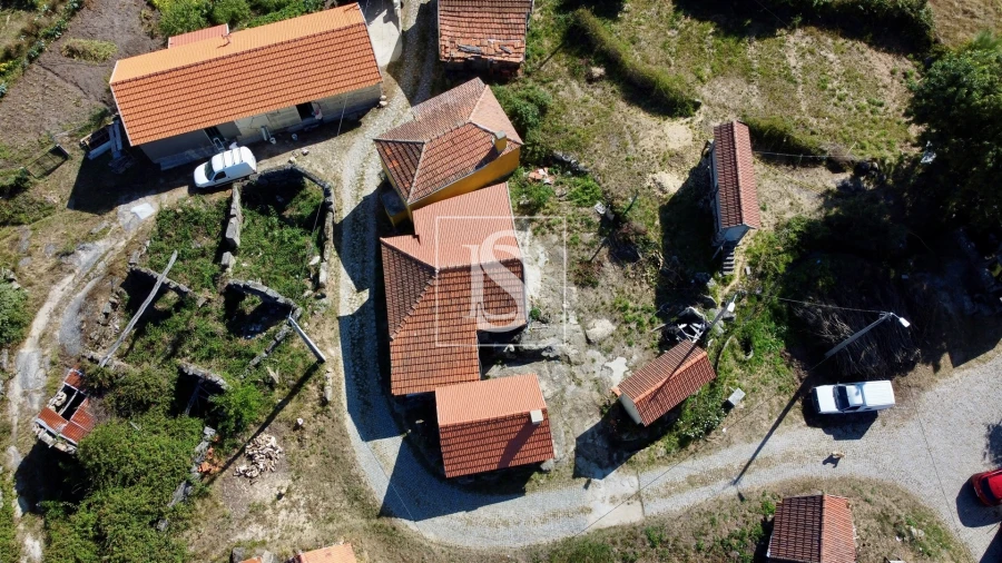Moradia T1 para Venda em Gouveia (São Simão) Foto 43