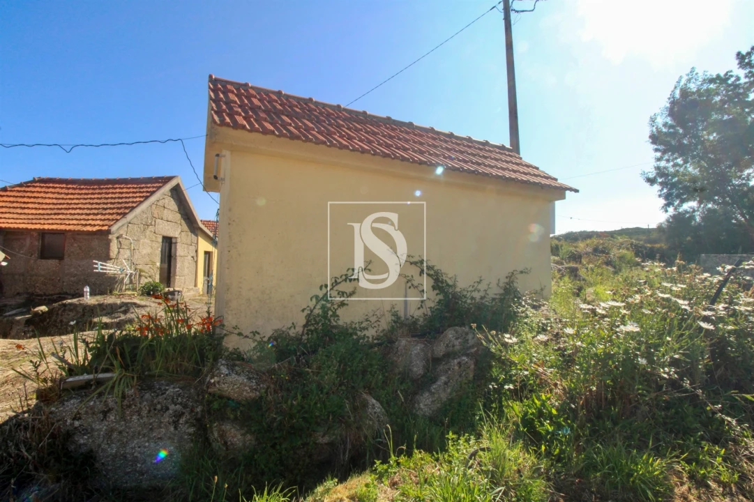 Moradia T1 para Venda em Gouveia (São Simão) Foto 25