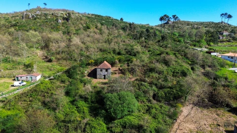 Quinta T0 para Venda em Gestaço