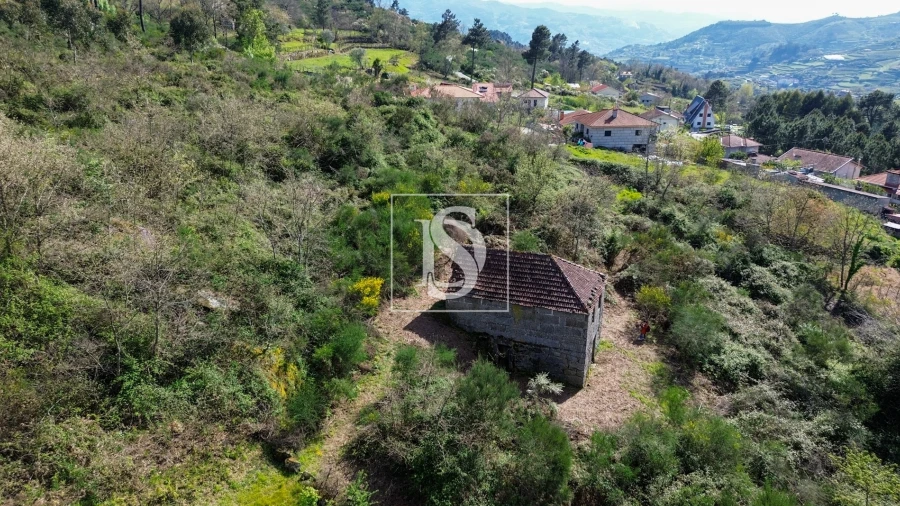 Quinta T0 para Venda em Gestaço