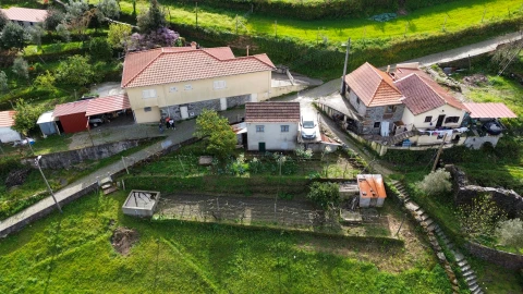 Moradia T1 para Venda em Rebordelo