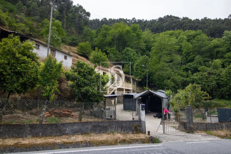 Moradia T2 para Venda em Bustelo, Carneiro e Carvalho de Rei Foto 4