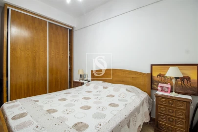 Moradia T4 para Venda em Teixeira e Teixeiró