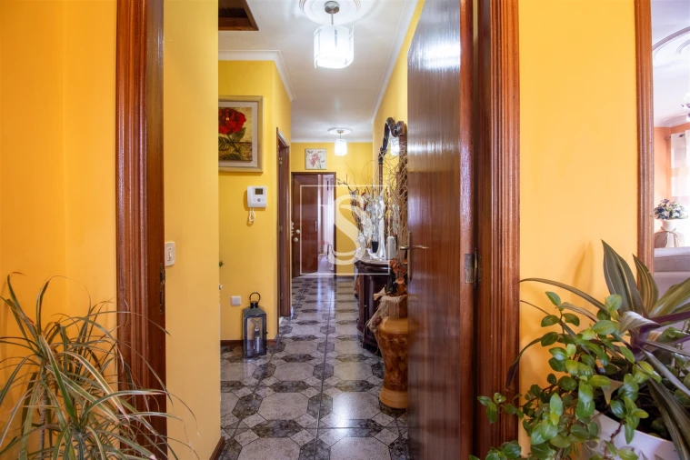 Moradia T4 para Venda em Teixeira e Teixeiró Foto 27