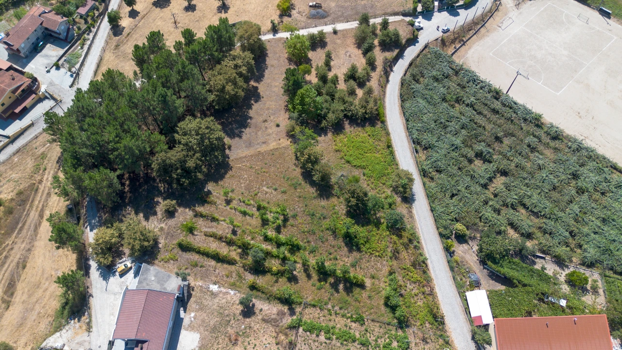 Terreno para Venda em Fregim Foto 1