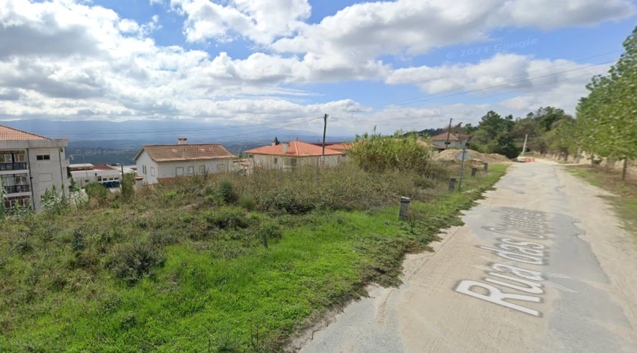 Terreno para Venda em Algodres Foto 2