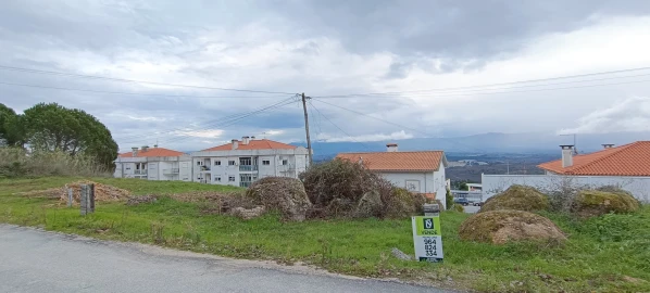 Terreno para Venda em Algodres