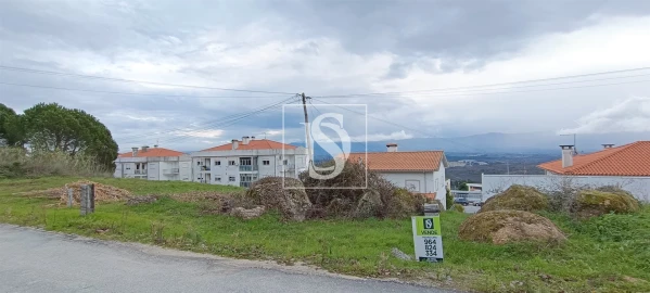 Terreno para Venda em Algodres