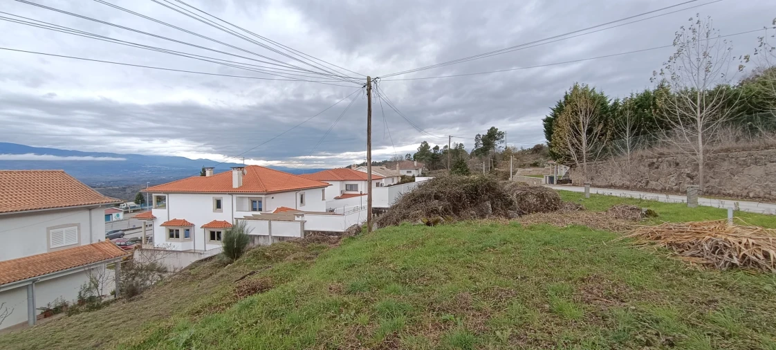 Terreno para Venda em Algodres Foto 8