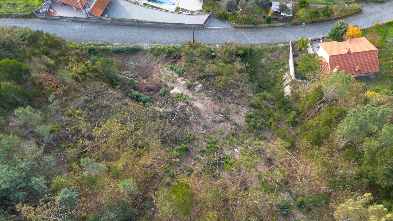 Terreno para Venda em Ansiães Foto 7