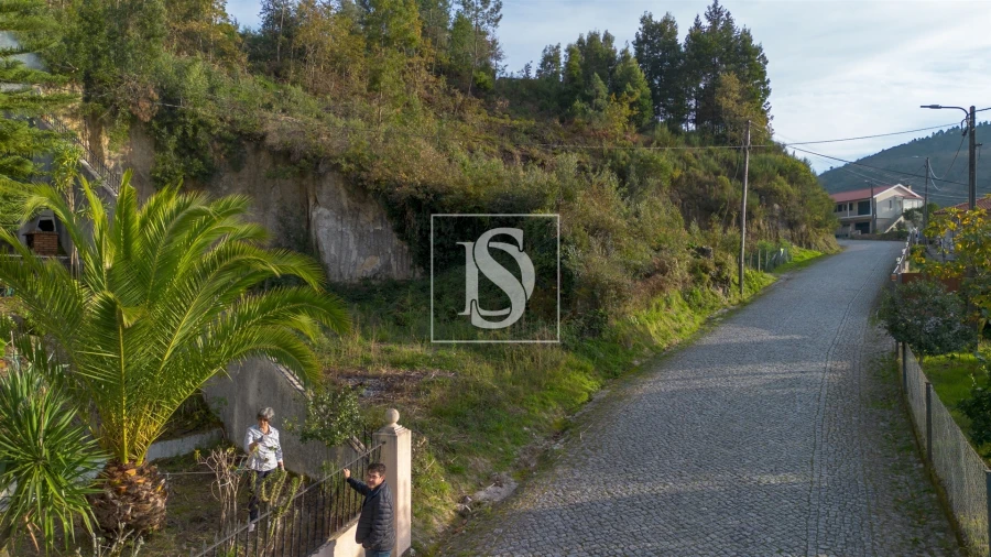 Terreno para Venda em Ansiães Foto 7