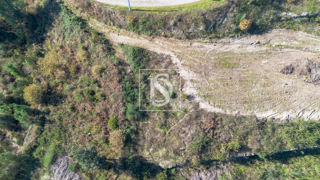 Terreno para Venda em Gondar Foto 25