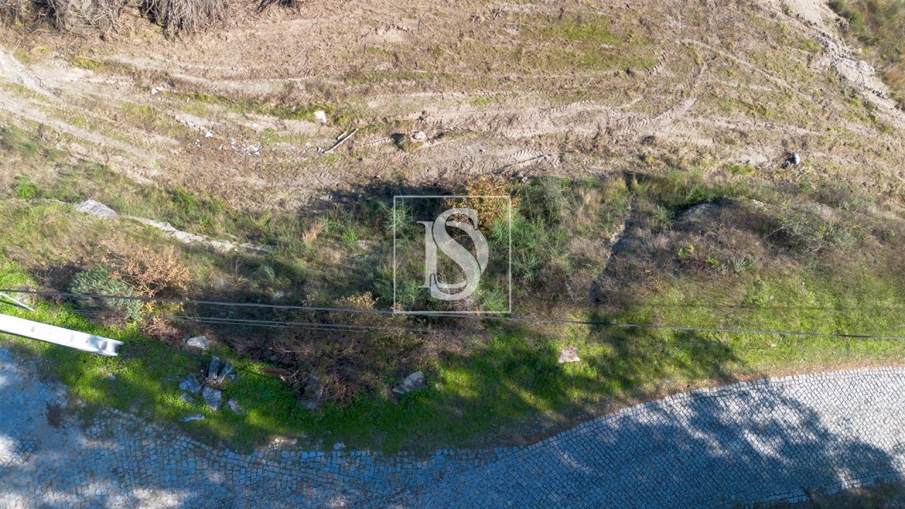 Terreno para Venda em Gondar Foto 8