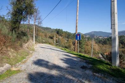 Terreno para Venda em Gondar