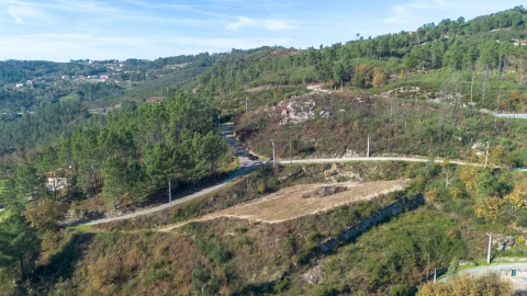 Terreno para Venda em Gondar