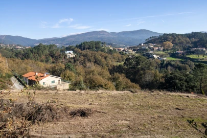 Terreno para Venda em Gondar