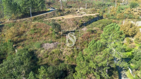 Terreno para Venda em Gondar