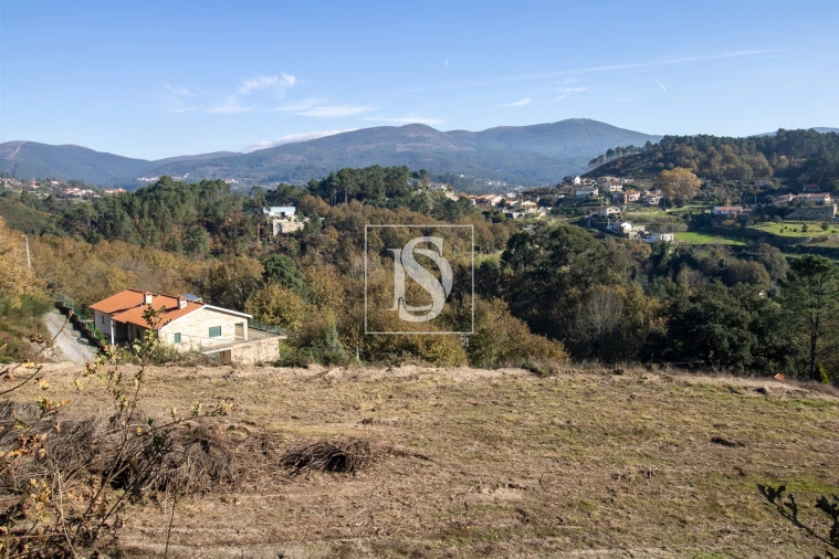 Terreno para Venda em Gondar Foto 19