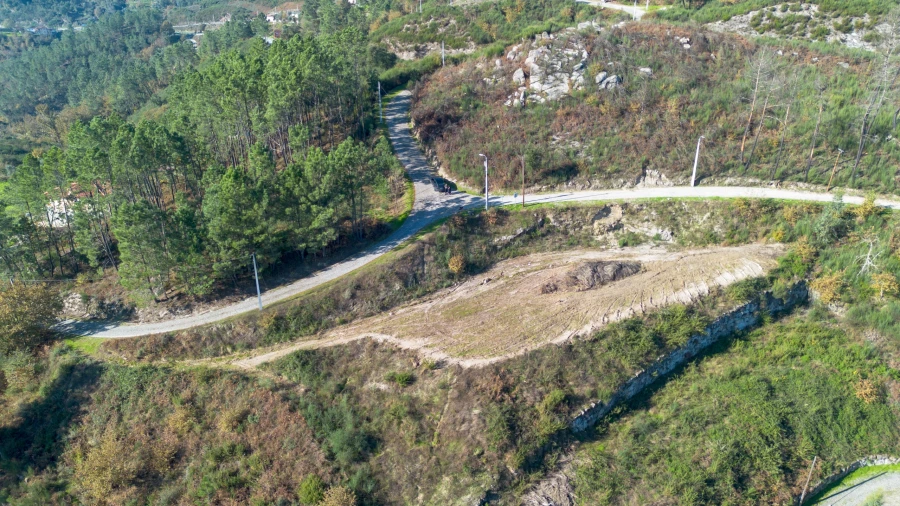 Terreno para Venda em Gondar