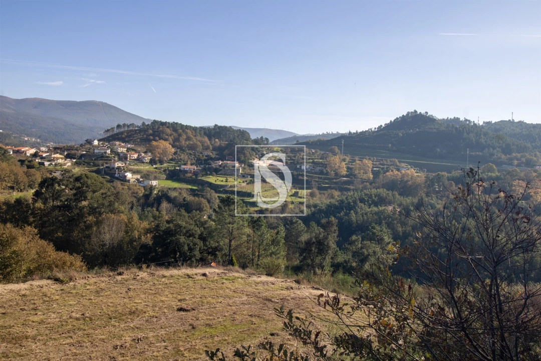Terreno para Venda em Gondar Foto 12