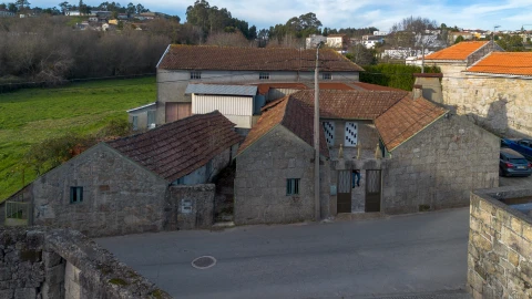 Moradia T0 para Venda em Sobrosa