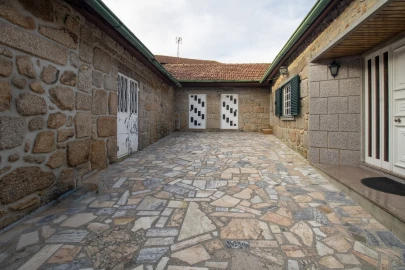 Moradia T0 para Venda em Sobrosa