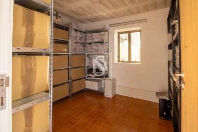 Moradia T6 para Venda em Sobrosa