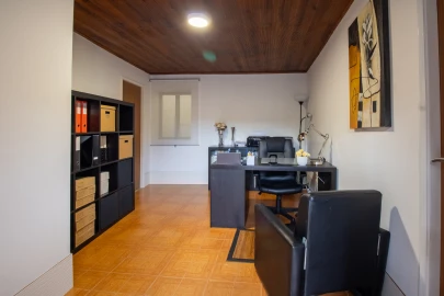 Moradia T0 para Venda em Sobrosa