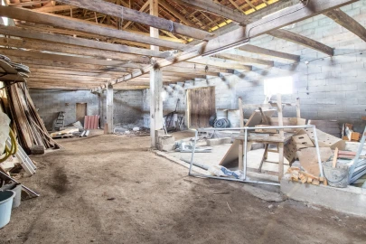 Moradia T0 para Venda em Sobrosa