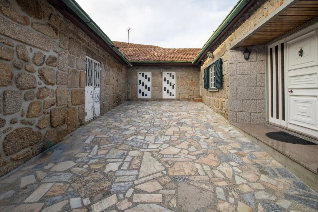 Moradia T0 para Venda em Sobrosa Foto 20